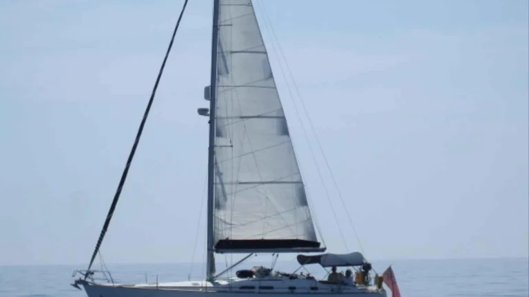 Beneteau Oceanis Clipper 423