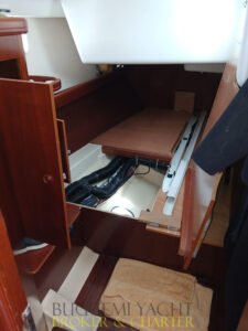 BENETEAU Oceanis 473 Clipper — 2002, foto 25 fornita da Buggemi Yacht