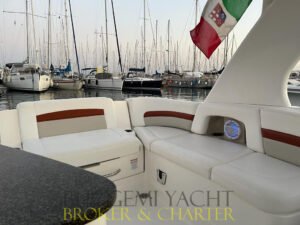 CHAPARRAL 264 Sunesta — 2010, foto 12 fornita da Buggemi Yacht