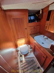 Hallberg-Rassy 352 Tall Rig Scandinavian — 1986, foto 40 fornita da Buggemi Yacht