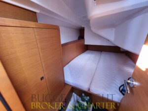JEANNEAU SUN ODYSSEY 349 — 2021, foto 23 fornita da Buggemi Yacht