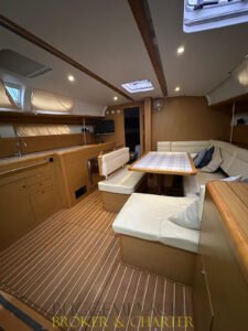 Jeanneau Sun Odyssey 44i — 2010, foto 5 fornita da Buggemi Yacht