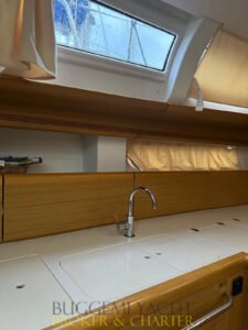 Jeanneau Sun Odyssey 44i — 2010, foto 11 fornita da Buggemi Yacht