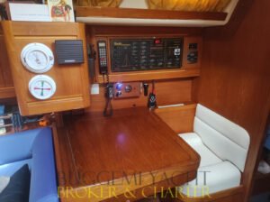 Moody 38 CC — 1993, foto 9 fornita da Buggemi Yacht