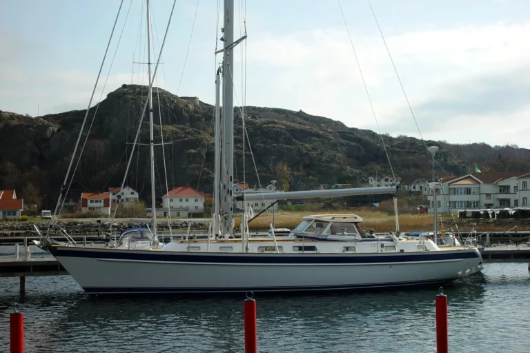 Hallberg-Rassy 53